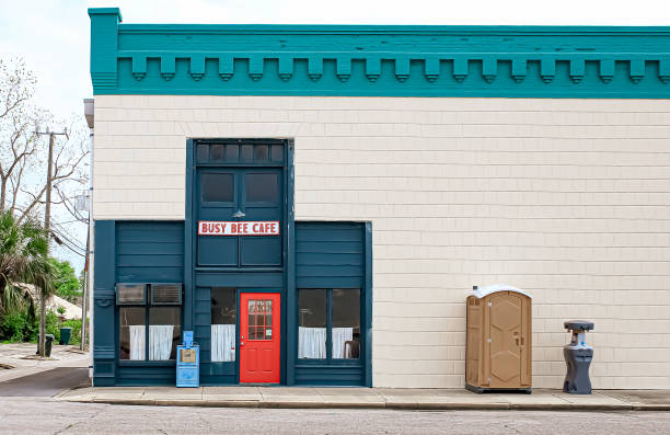 Affordable portable toilet rental in Fairbury, IL