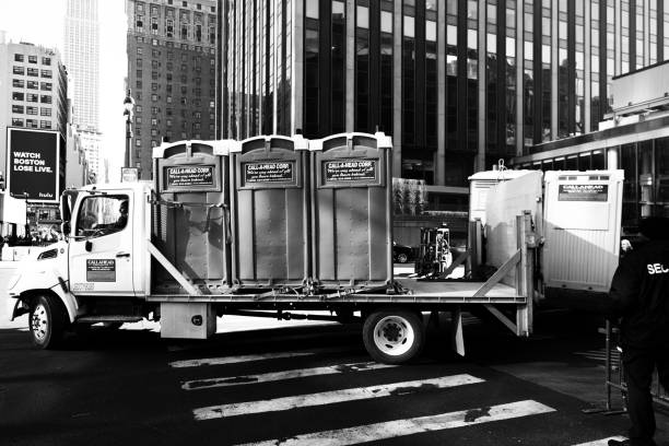 Portable Toilet Options We Offer in Fairbury, IL