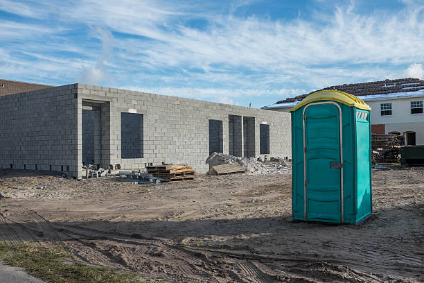 Best Portable restroom trailer rental  in Fairbury, IL
